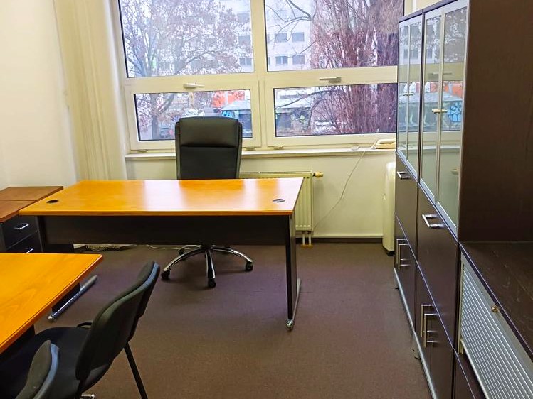 Pronájem kanceláře 18 m² - foto 4