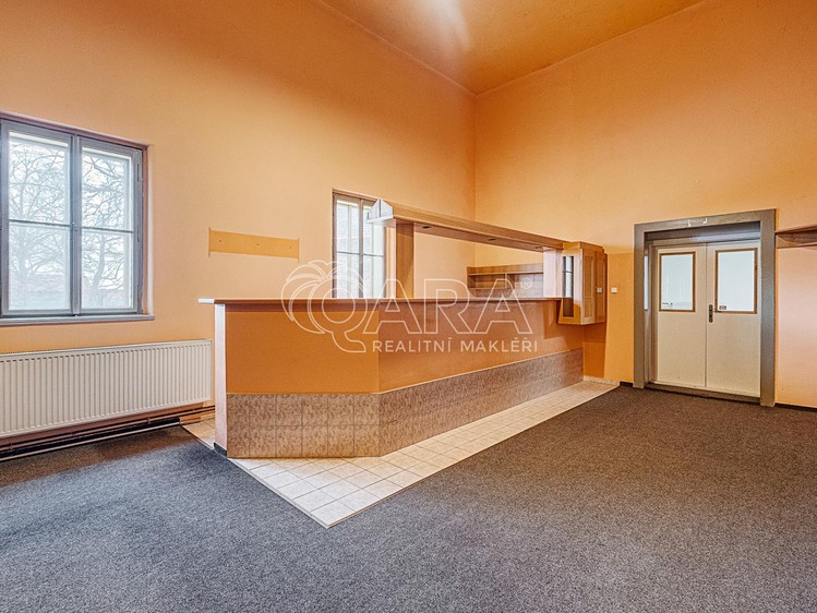 Pronájem komerční nemovitosti 290 m² - foto 2
