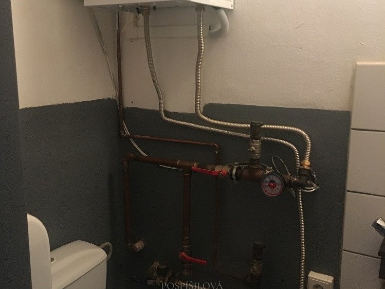 Pronájem skladového prostoru 184 m² - foto 7