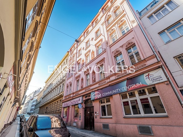 Pronájem restaurace 77 m² - foto 1