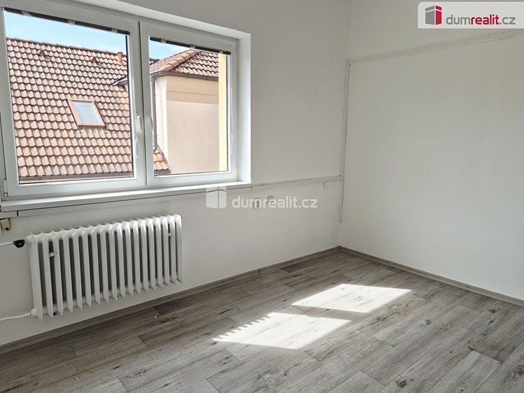 Pronájem komerční nemovitosti 31 m² - foto 8