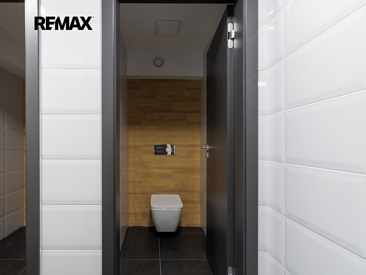 Pronájem obchodního prostoru 198 m² - foto 8