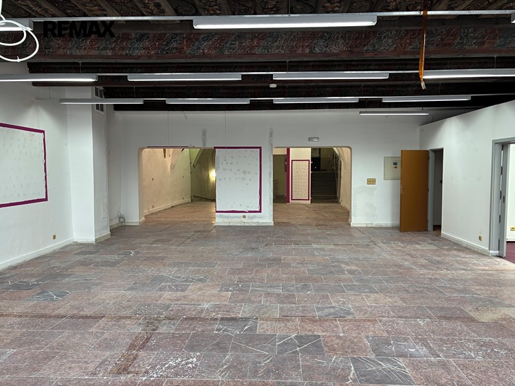 Pronájem obchodního prostoru 206 m² - foto 3