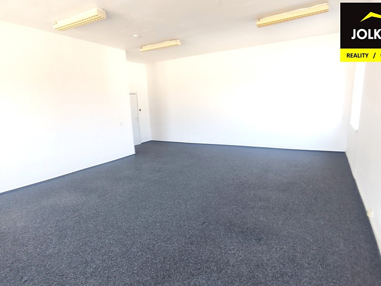 Pronájem kanceláře 250 m² - foto 3