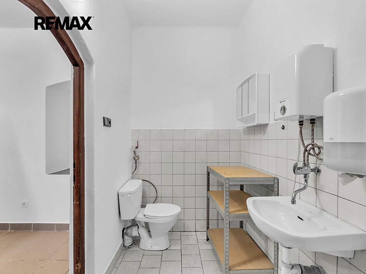 Pronájem obchodního prostoru 78 m² - foto 4