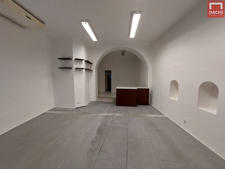 Pronájem obchodního prostoru 50 m² - foto 2
