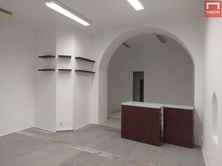 Pronájem obchodního prostoru 50 m² - foto 4