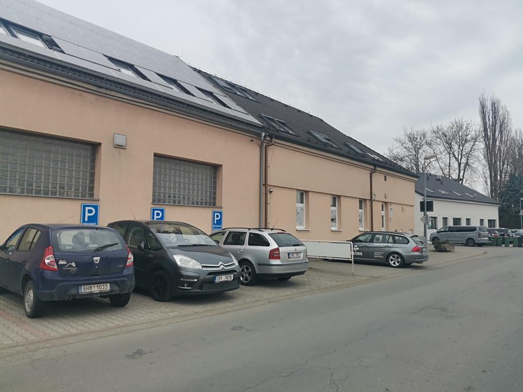 Pronájem kanceláře 230 m² - foto 1