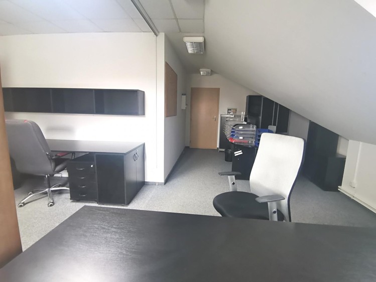 Pronájem kanceláře 230 m² - foto 8