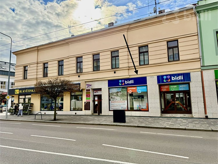 Pronájem obchodního prostoru 212 m² - foto 1