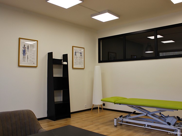 Pronájem kanceláře 250 m² - foto 1