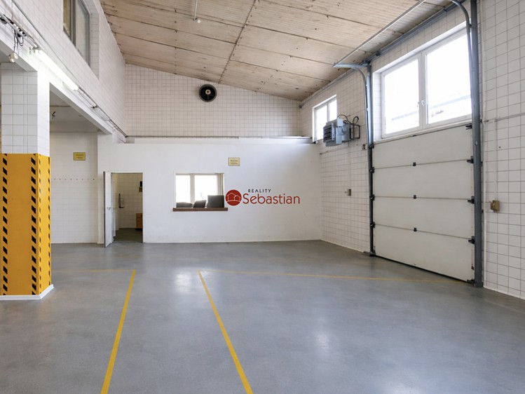 Pronájem výrobní haly, prostoru 1 930 m² - foto 6