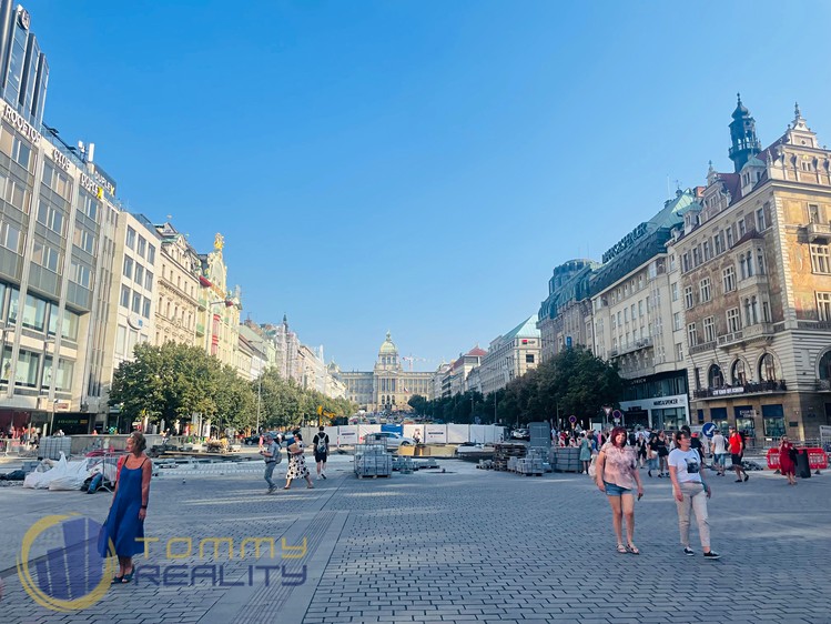 Pronájem obchodního prostoru 356 m² - foto 1