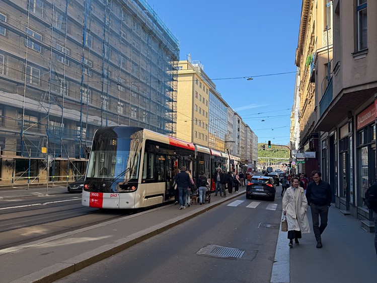 Pronájem obchodního prostoru 30 m² - foto 2