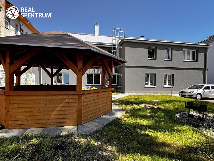Pronájem kanceláře 125 m² - foto 5