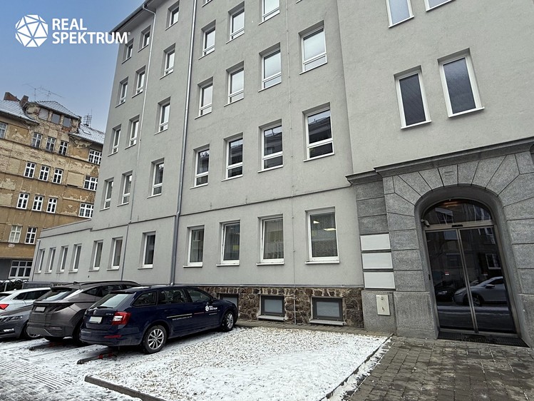 Pronájem kanceláře 89 m² - foto 2