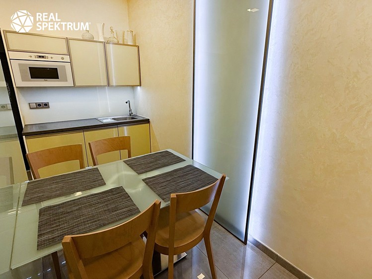 Pronájem kanceláře 89 m² - foto 8