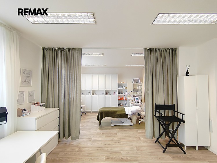 Pronájem kanceláře 38 m² - foto 3