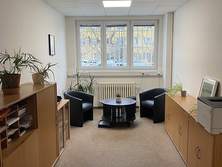 Pronájem kanceláře 36 m² - foto 2