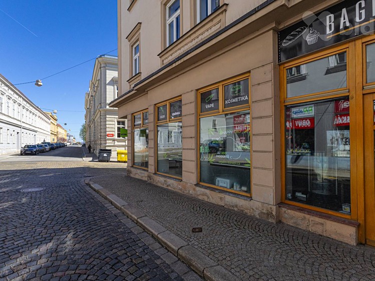 Pronájem obchodního prostoru 31 m² - foto 5