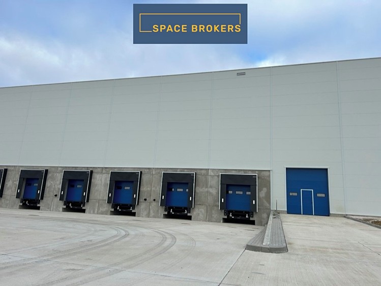 Pronájem skladového prostoru 30 000 m² - foto 1