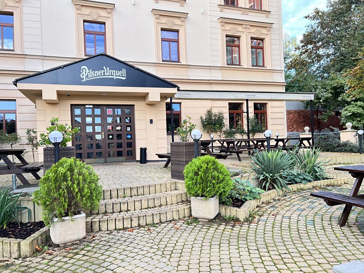 Pronájem restaurace 350 m² - foto 1