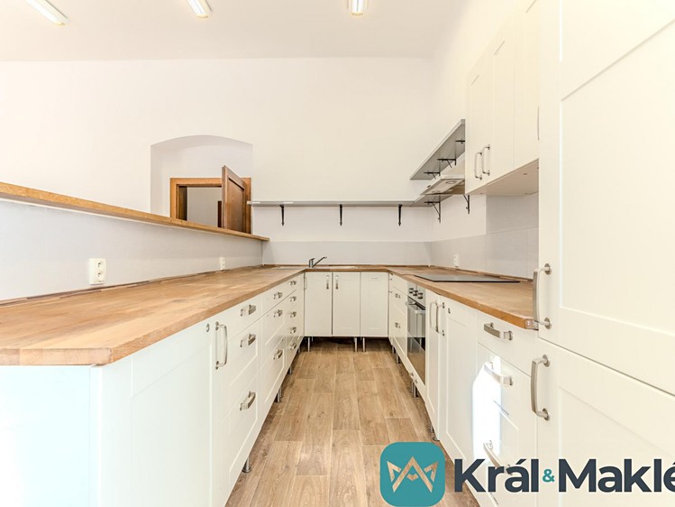 Pronájem kanceláře 97 m² - foto 3
