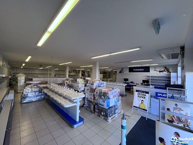 Pronájem obchodního prostoru 450 m² - foto 6