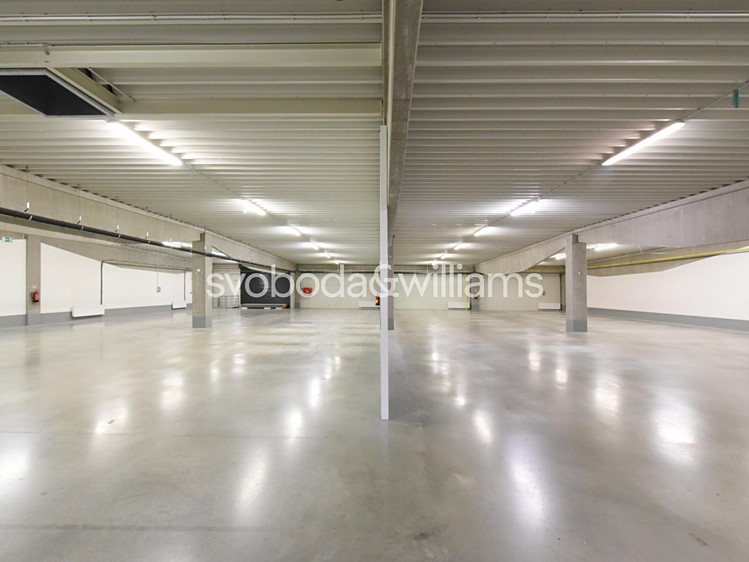 Pronájem skladového prostoru 1 313 m² - foto 2