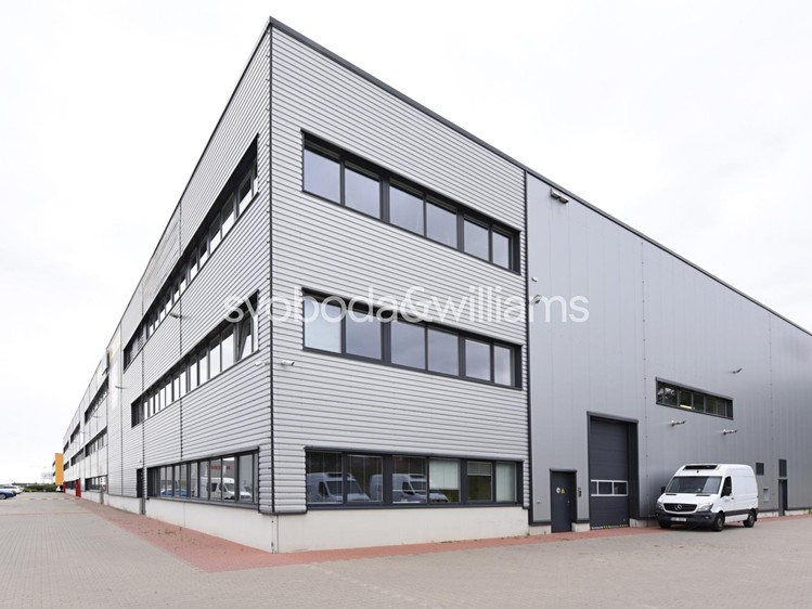 Pronájem skladového prostoru 1 313 m² - foto 1