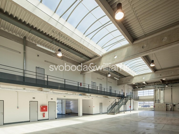 Pronájem skladového prostoru 1 359 m² - foto 4
