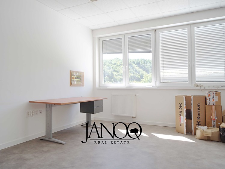 Pronájem kanceláře 198 m² - foto 8