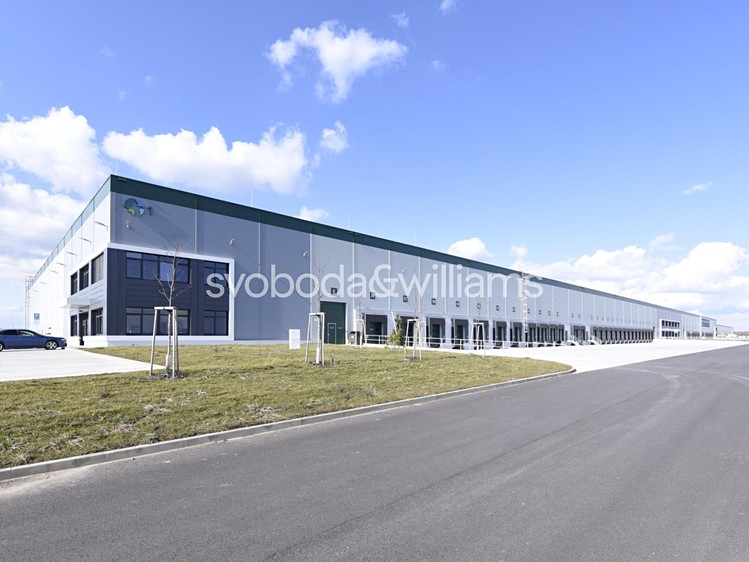 Pronájem výrobní haly, prostoru 6 048 m² - foto 5