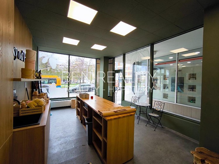 Pronájem obchodního prostoru 55 m² - foto 8