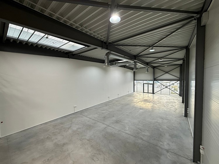 Pronájem obchodního prostoru 395 m² - foto 4