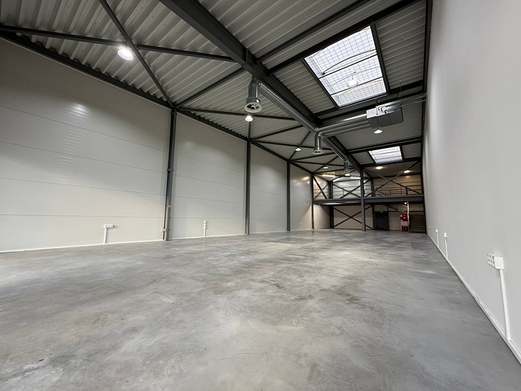 Pronájem skladového prostoru 395 m² - foto 3