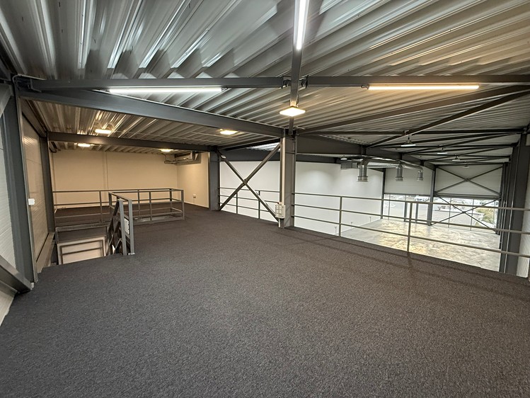 Pronájem skladového prostoru 395 m² - foto 7