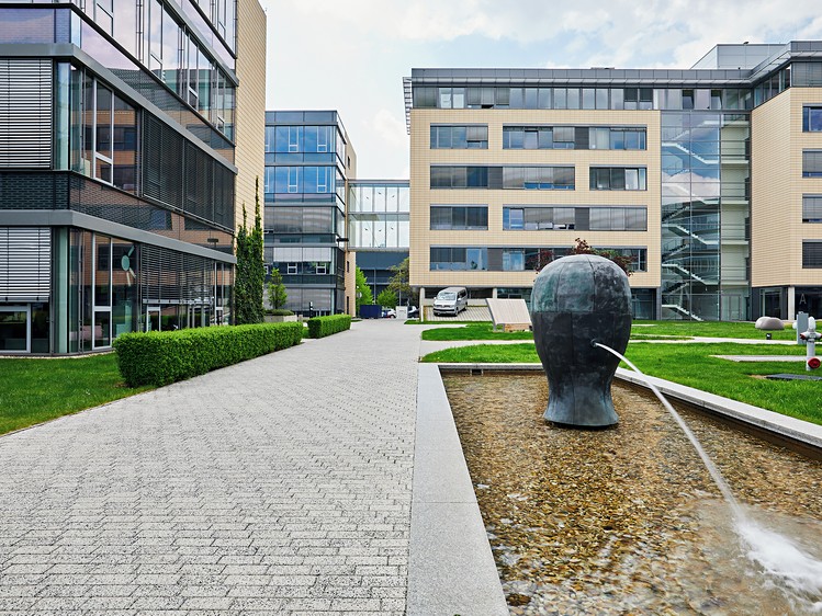 Pronájem kanceláře 1 000 m² - foto 3