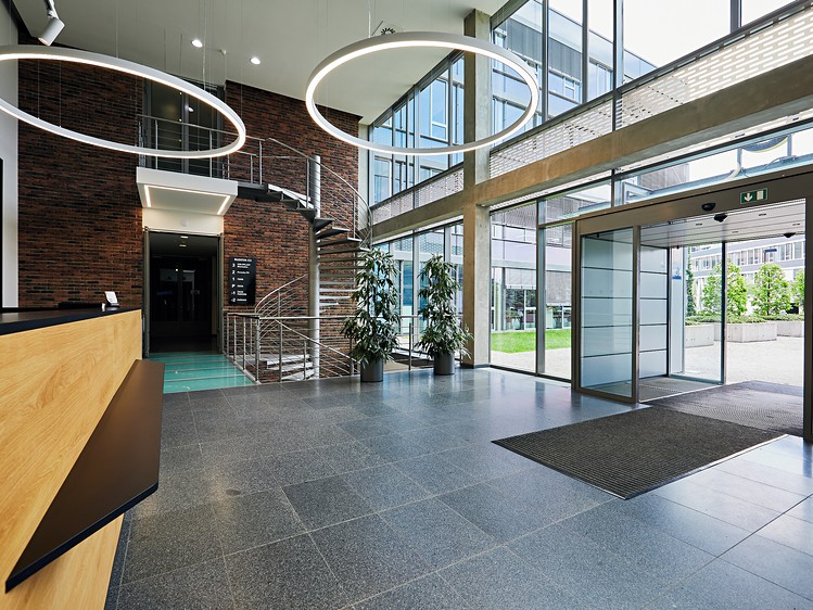 Pronájem kanceláře 1 000 m² - foto 5