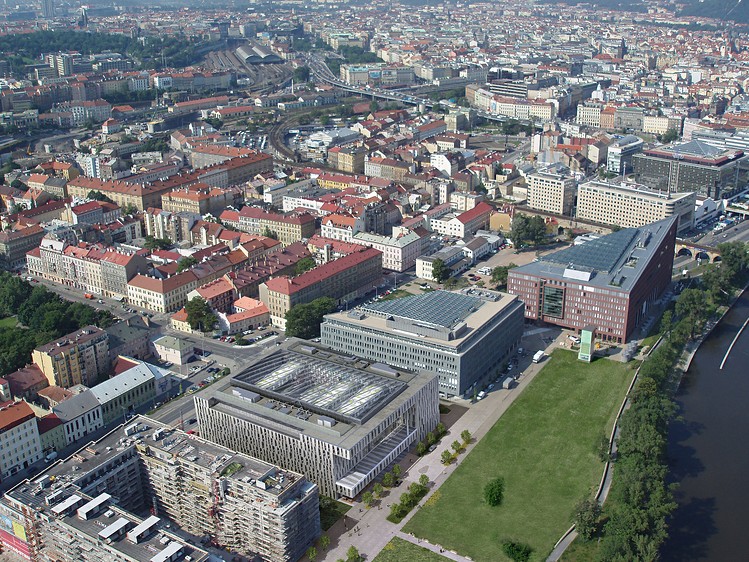 Pronájem kanceláře 1 500 m² - foto 5