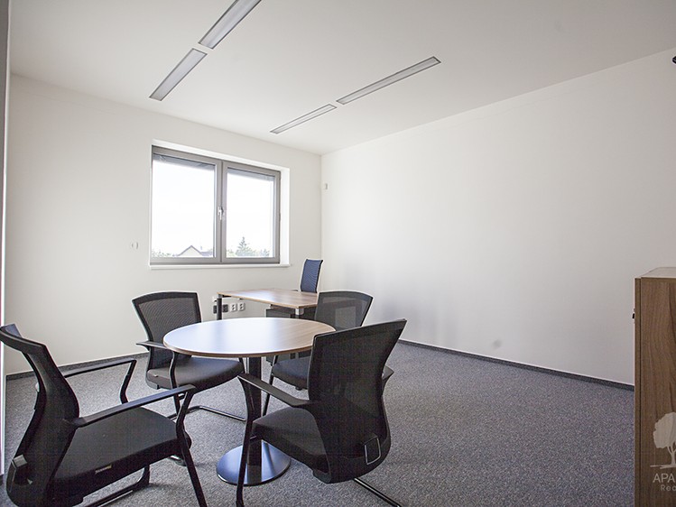 Pronájem kanceláře 43 m² - foto 3