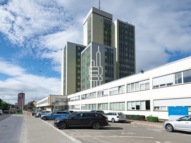 Pronájem kanceláře 150 m² - foto 1