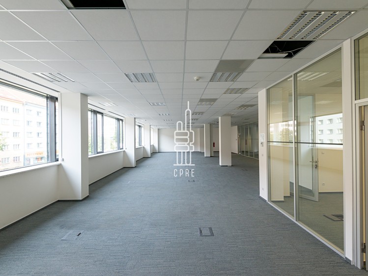 Pronájem kanceláře 630 m² - foto 5
