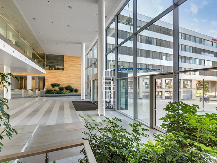 Pronájem kanceláře 1 577 m² - foto 2
