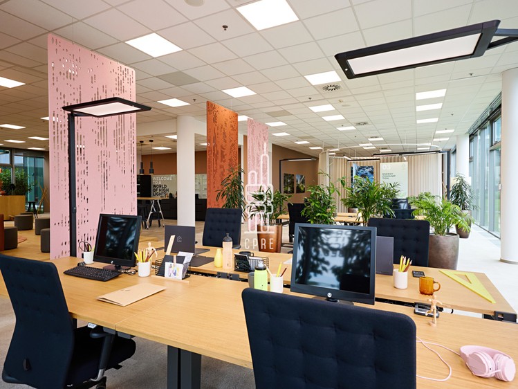 Pronájem kanceláře 1 085 m² - foto 2
