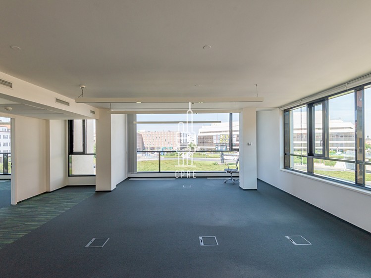 Pronájem kanceláře 458 m² - foto 2