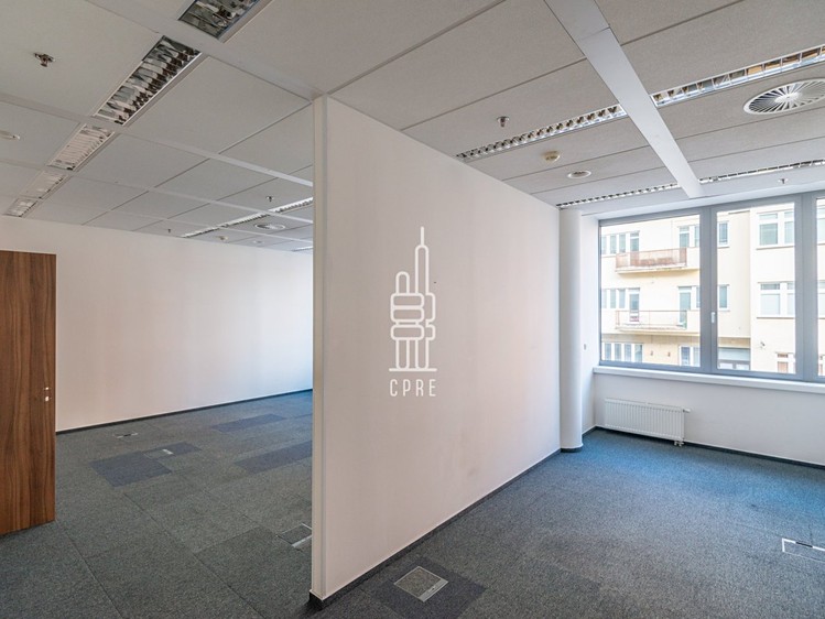 Pronájem kanceláře 527 m² - foto 2