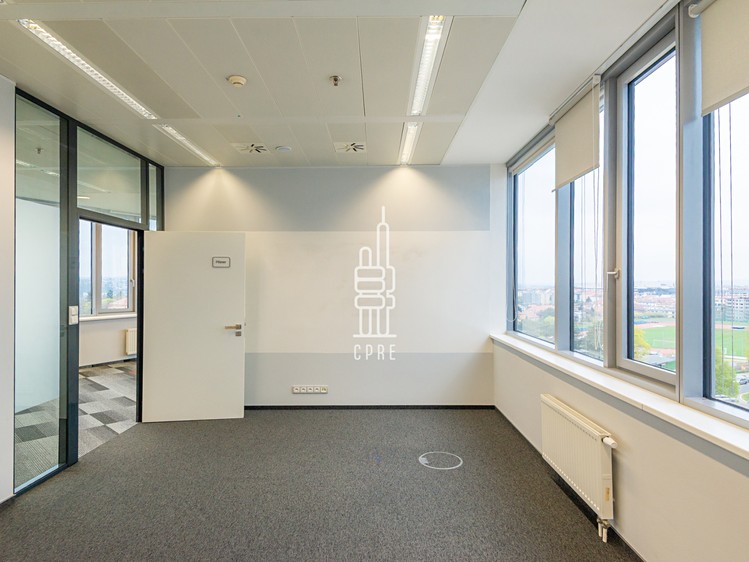 Pronájem kanceláře 631 m² - foto 6