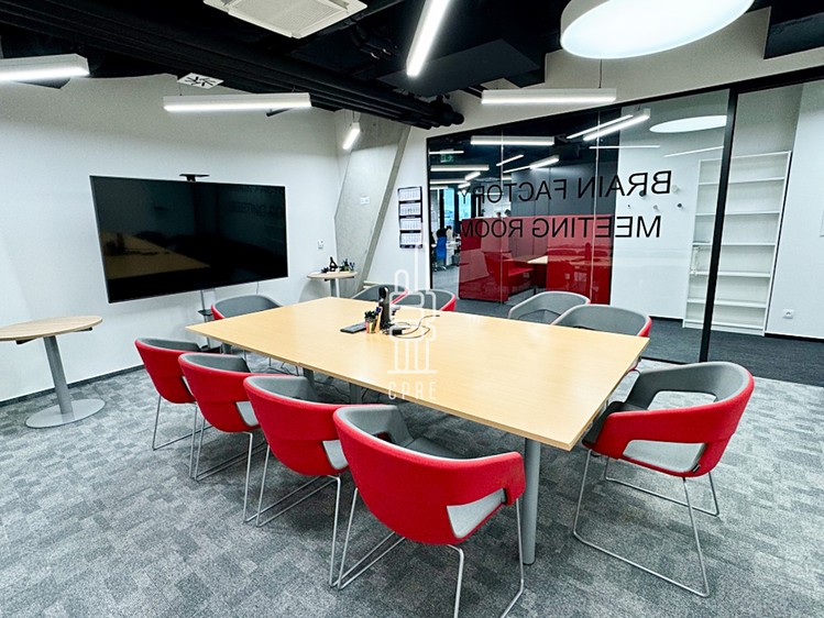 Pronájem kanceláře 195 m² - foto 5