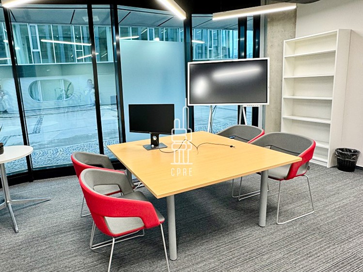 Pronájem kanceláře 195 m² - foto 6